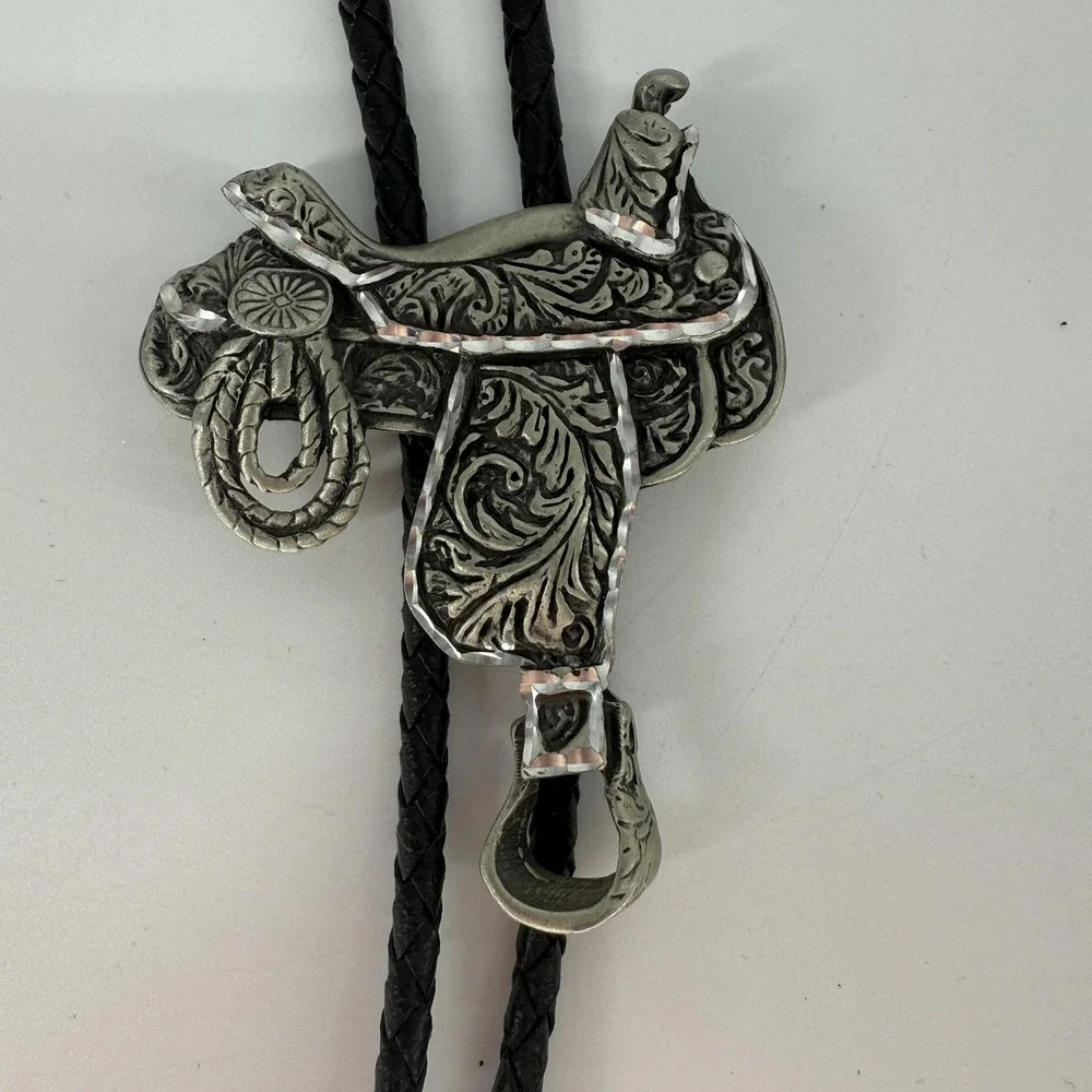 Lebow Western Saddle Bolo‎ Tie Silver Tone Mens Black Braided Cord Tips Cowboy
